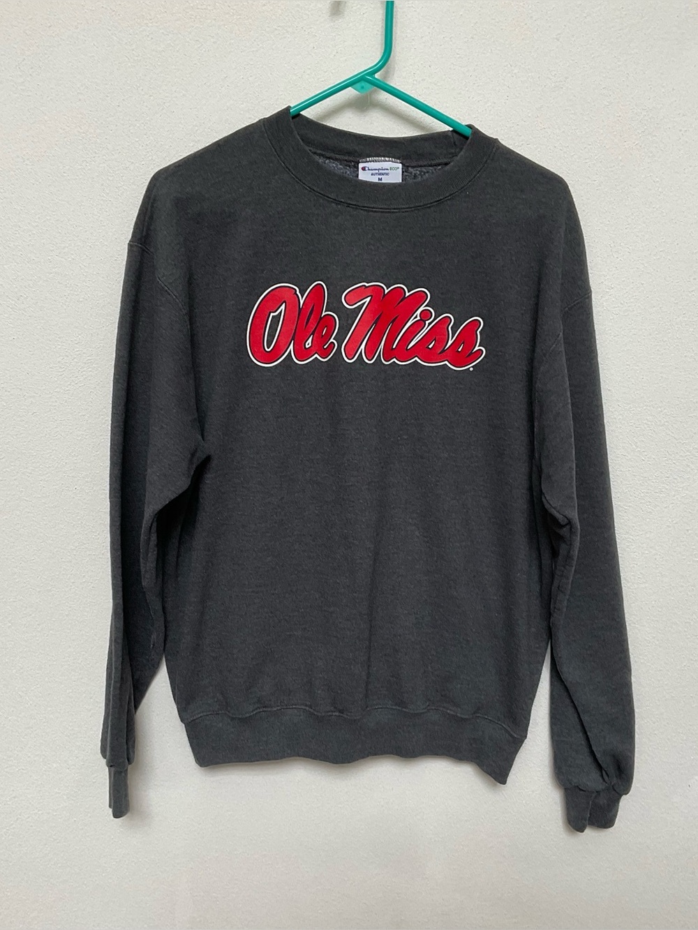 Champion Ole Miss University Mississippi Rebels Dark Grey Sweatshirt Size Medium